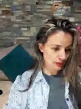 sweetfantasyy69 online show from December 17, 2024, 3:38 pm