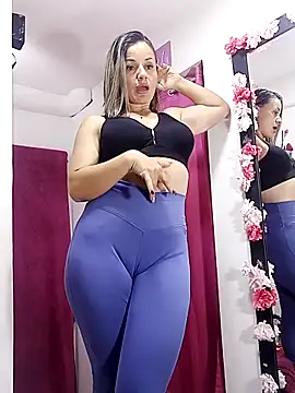 sweetfantasyy69 online show from May 11, 2026, 7:00 pm