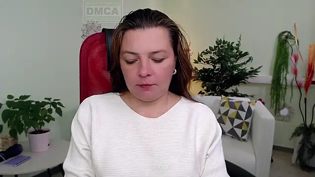 Lily flower7 online show from September 11, 2025, 6:13 am