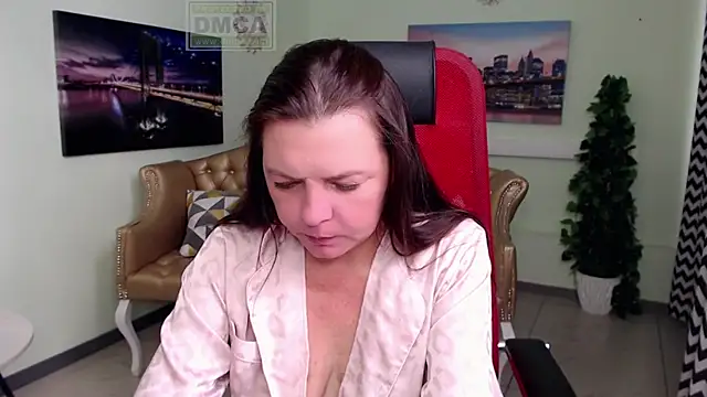Lily flower7 online show from June 18, 2026, 9:14 am