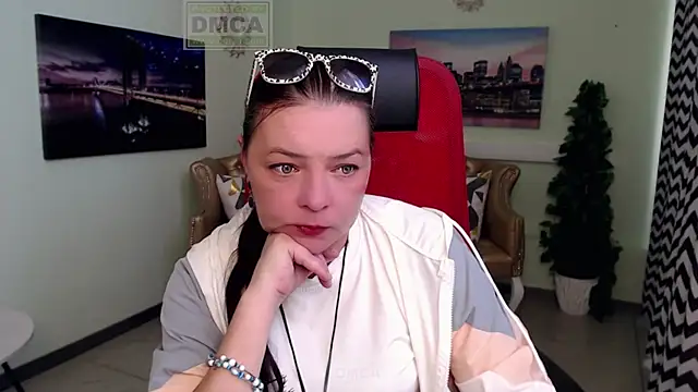 Lily flower7 online show from July 9, 2026, 5:41 am