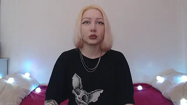 Emily hardcore online show from June 26, 2026, 9:53 pm