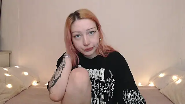 Emily hardcore online show from May 8, 2026, 10:24 pm