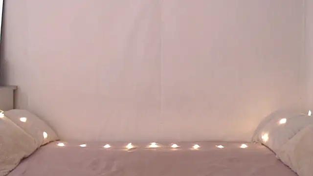 Emily hardcore online show from March 9, 2026, 9:40 pm