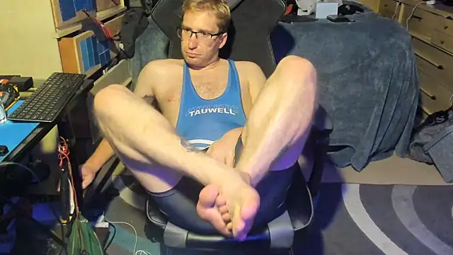 ryderswell123 online show from June 23, 2026, 7:06 am