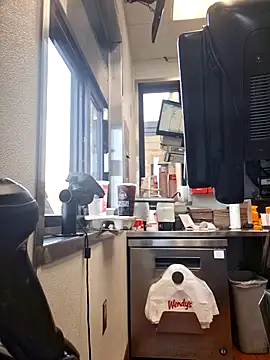 samone9 online show from March 12, 2025, 7:25 pm