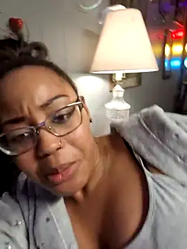 samone9 online show from March 2, 2025, 5:23 am