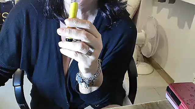 45marina45 online show from March 18, 2025, 12:50 pm