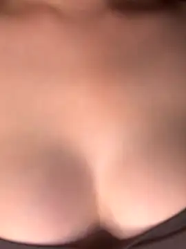 Thao-Cherry online show from September 22, 2025, 1:44 am