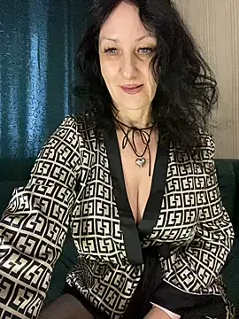 Katie-n online show from January 15, 2025, 11:43 am