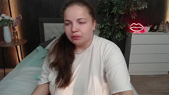 Crazyy girl  online show from August 10, 2026, 1:34 am