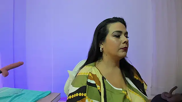 martina foxy  online show from October 3, 2025, 12:06 pm