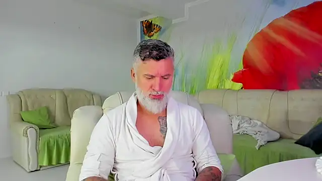 BlowMyXXL online show from January 6, 2026, 6:45 pm