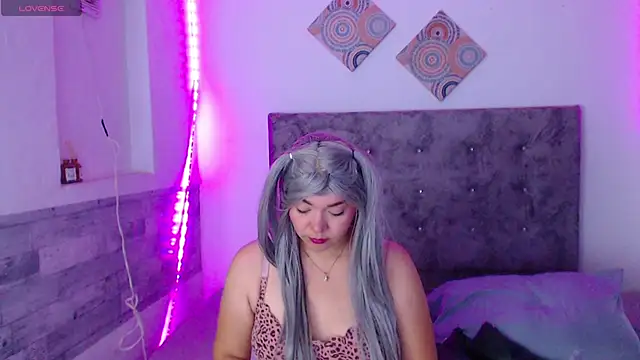 Cuckold lover69 online show from June 12, 2026, 3:04 am