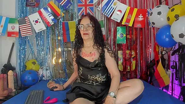 Snapshot of agatha_ross26 chatting on June 19, 2026, 11:38 am agatha ross26 online show from June 19, 2026, 11:38 am