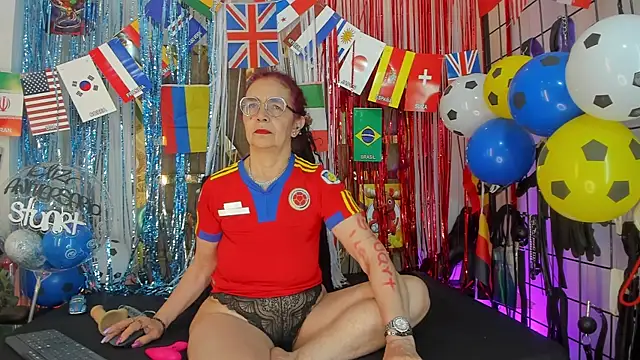 agatha ross26 online show from June 27, 2026, 12:11 pm