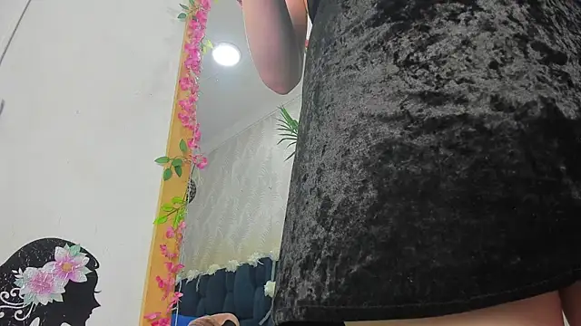 Ammy Connor1 online show from May 8, 2026, 8:23 pm