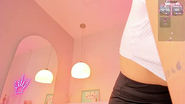 violeth hill online show from September 14, 2025, 7:58 pm