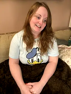 GingerSnap33 online show from September 9, 2025, 3:16 am