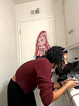 starrynikki online show from November 5, 2025, 5:05 pm