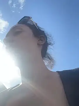 starrynikki online show from February 8, 2025, 9:04 pm