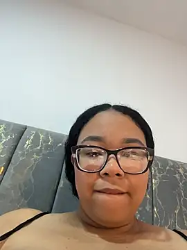 Snapshot of XMara chatting on March 21, 2026, 7:51 pm XMara online show from March 21, 2026, 7:51 pm