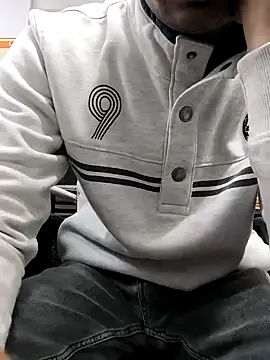 Snapshot of toxicboy121212 chatting on December 15, 2024, 1:22 pm toxicboy121212 online show from December 15, 2024, 1:22 pm