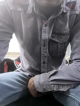 Snapshot of toxicboy121212 chatting on February 19, 2025, 1:17 pm toxicboy121212 online show from February 19, 2025, 1:17 pm