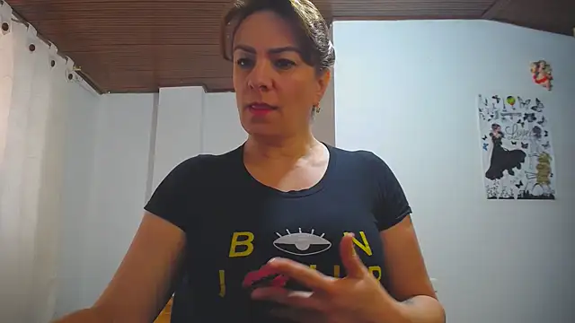 wandarubio online show from March 11, 2025, 2:18 pm