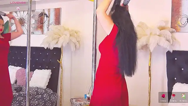Estheraa online show from June 11, 2026, 4:31 am