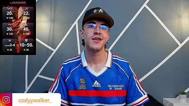 CodyWalkerR online show from April 24, 2026, 11:18 pm