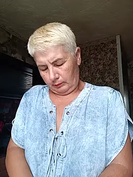 NicoleOlla online show from July 6, 2026, 4:41 am