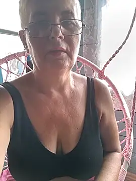NicoleOlla online show from July 7, 2026, 7:23 am