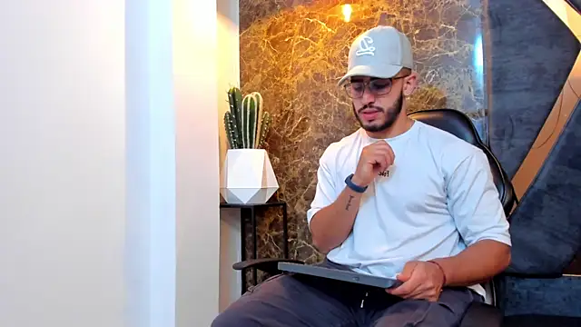 Liam Kleiin online show from September 21, 2025, 3:28 pm