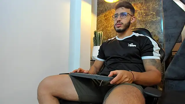 Liam Kleiin online show from September 16, 2025, 11:22 am