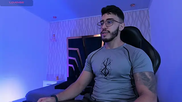 Liam Kleiin online show from November 29, 2025, 11:21 am