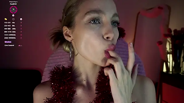  LISA BABYMETAL  online show from December 22, 2024, 2:16 pm