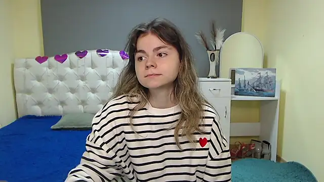 TinaRedly online show from September 24, 2025, 5:30 pm