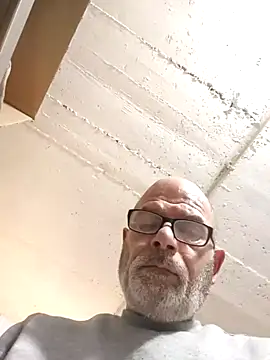 bottomhairy online show from February 16, 2026, 3:10 pm