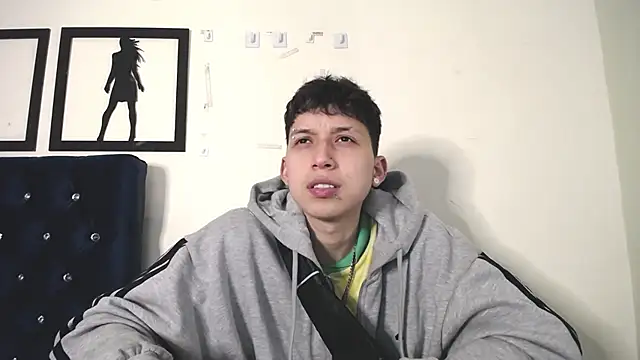  Thomas hot  online show from September 9, 2025, 1:38 am