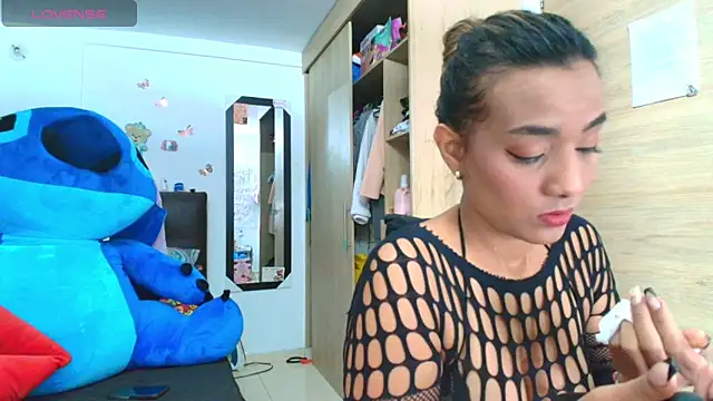 megan collins96 online show from May 8, 2026, 8:34 pm