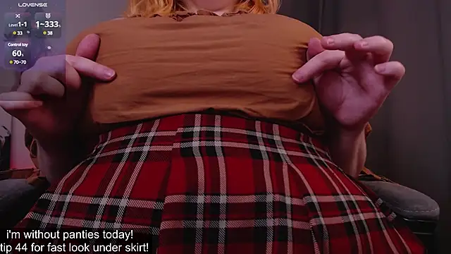 lissamuff online show from February 21, 2025, 9:56 am