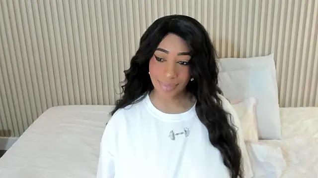 Snapshot of charlottebrowns_ chatting on August 1, 2026, 11:30 am charlottebrowns online show from August 1, 2026, 11:30 am