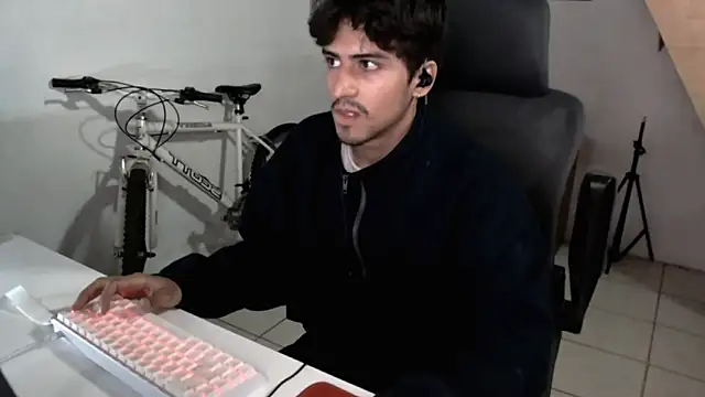 Thieves9 online show from October 3, 2025, 3:13 pm