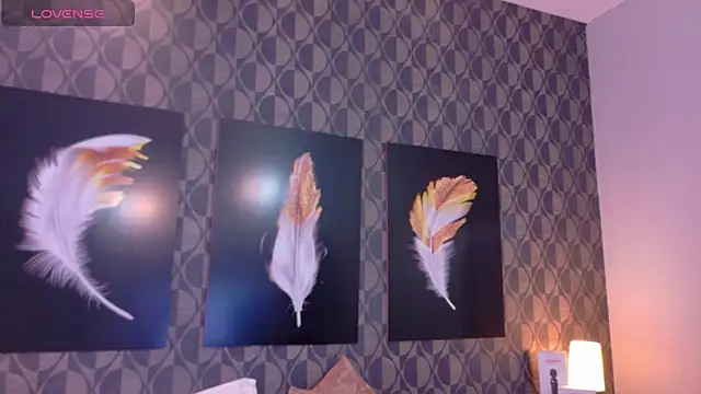 SharomRoss online show from March 18, 2025, 7:44 pm