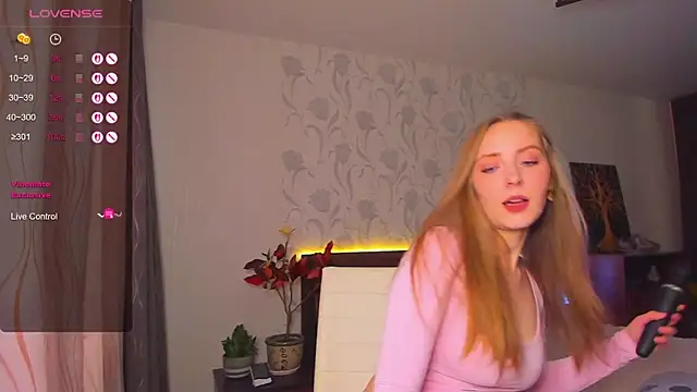 abra666cadabra online show from March 25, 2026, 9:19 am