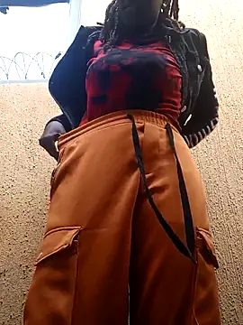 Swirly blac online show from December 21, 2025, 7:10 am