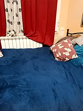 Snapshot of EmmaQueen4 chatting on March 20, 2025, 7:25 pm EmmaQueen4 online show from March 20, 2025, 7:25 pm