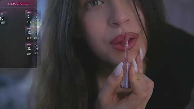 EvaWarenn online show from March 6, 2025, 2:30 am