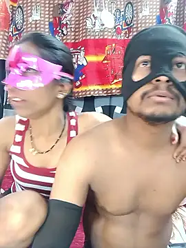 Snapshot of sexycouplemh09 chatting on January 10, 2026, 4:24 pm sexycouplemh09 online show from January 10, 2026, 4:24 pm